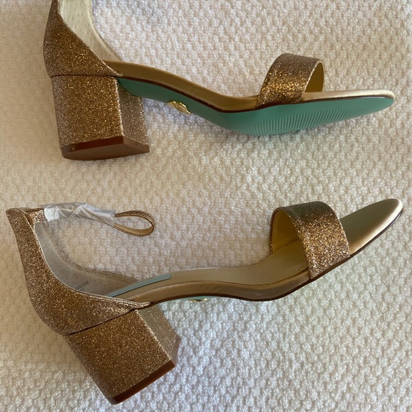 Never worn (straps still wrapped), Betsey Johnson light pink, sparkly pumps. - Picture 2 of 6